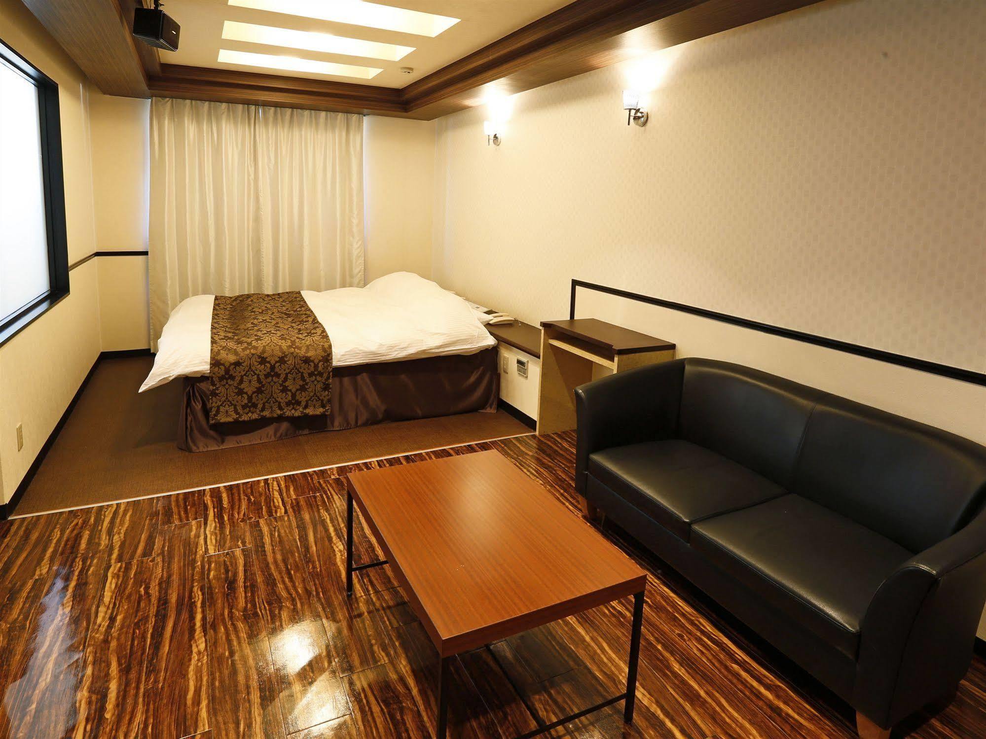 Hotel Fine Garden Gifu (Adults Only) Kakamigahara Eksteriør bilde